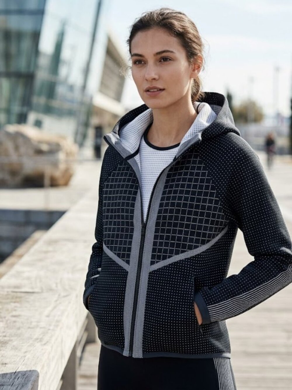 Nike Black and White Geometric Activewear Jackets Hooded Jacket XS